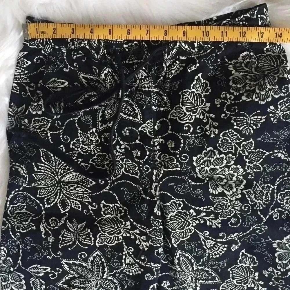 Jones New York Black and White Capri Pant - Picture 4 of 6